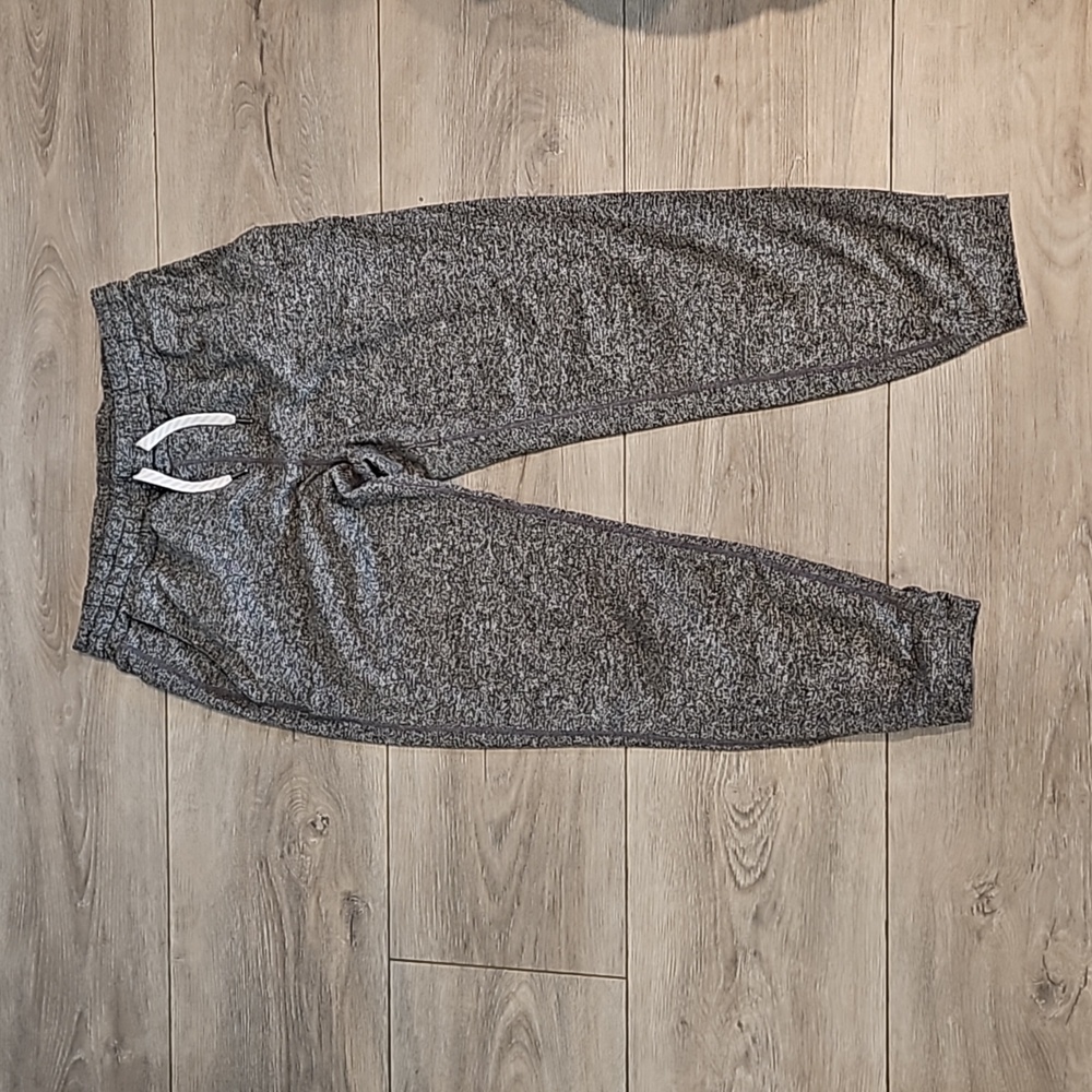 Vuori Performance Joggers Heather Grey size Small